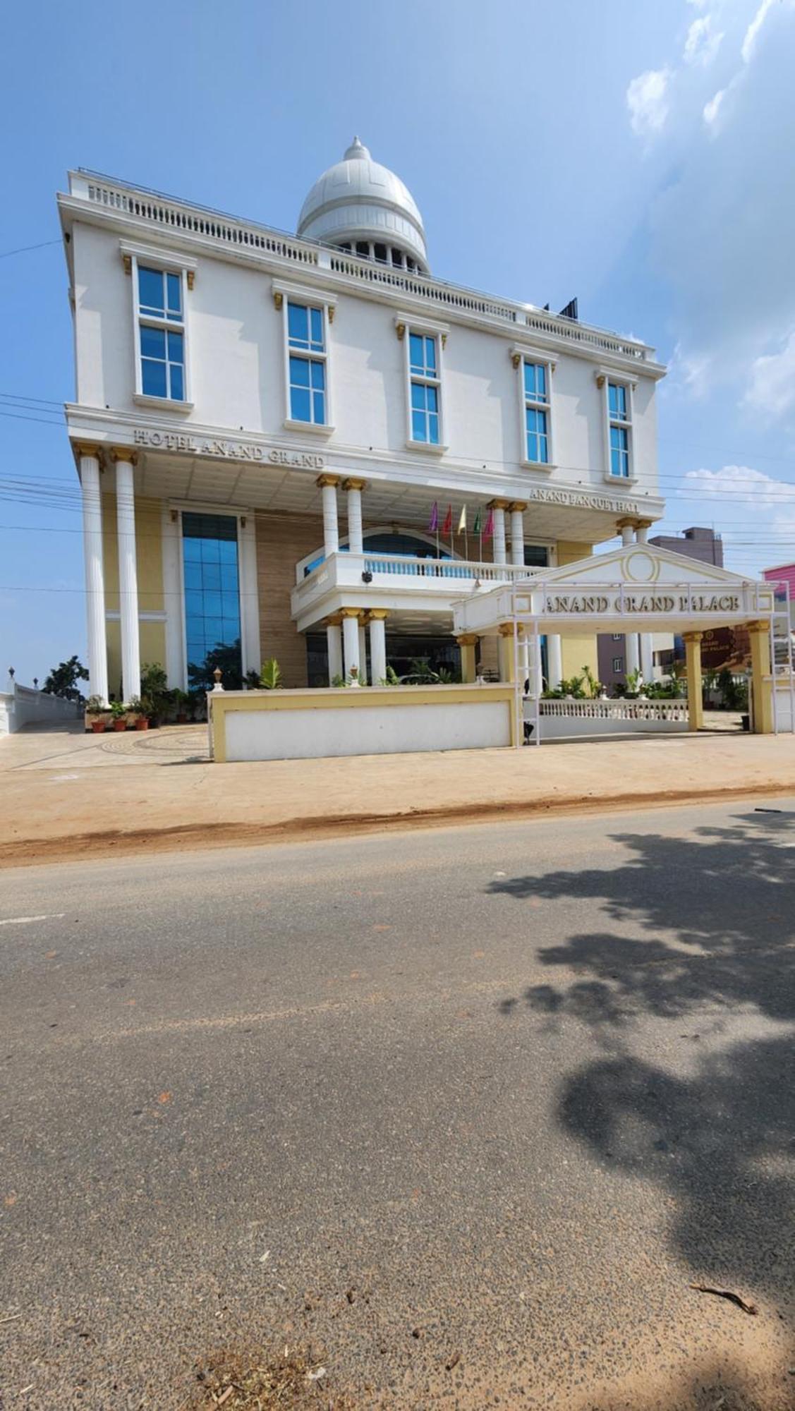 Hotel Anand Grand Hosūr Extérieur photo